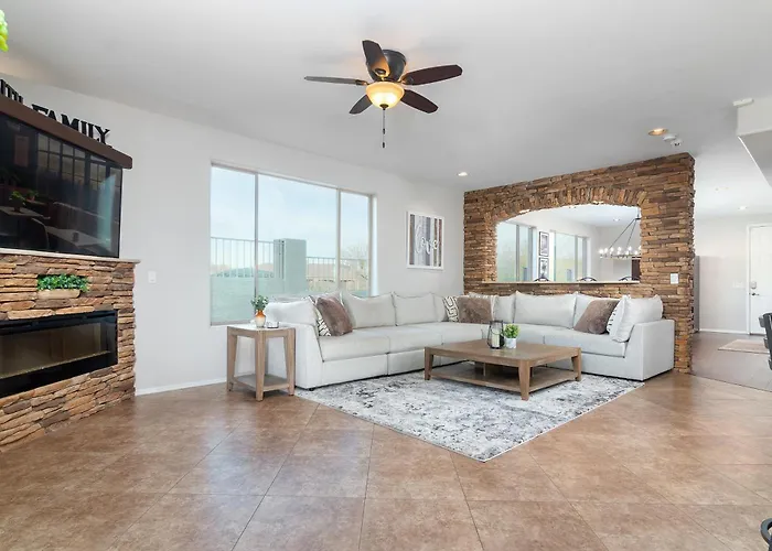 Breathtaking Family Retreat In Elite Gold Canyon! Casa vacanze Gold Canyon